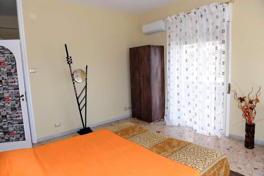 B&B Il Mappamondo Messine Extérieur photo